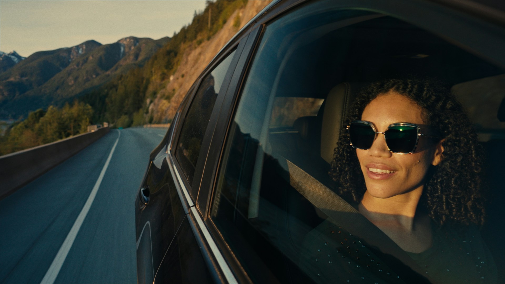 Polarized sunglasses for outdoor sports and cycling